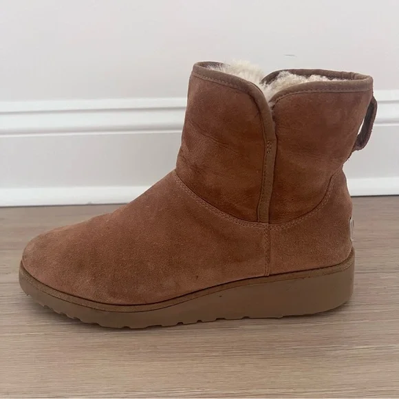 Women's UGG Kristin Suede Sheepskin Wedge Ankle Boots Chestnut Size 9.5 #1012497 - Picture 5 of 9